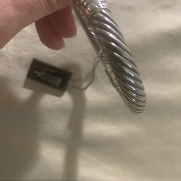 Samuel B. Sterling Silver Cable & 18K Hammered Gold Bangle Bracelet - Picture 8 of 9